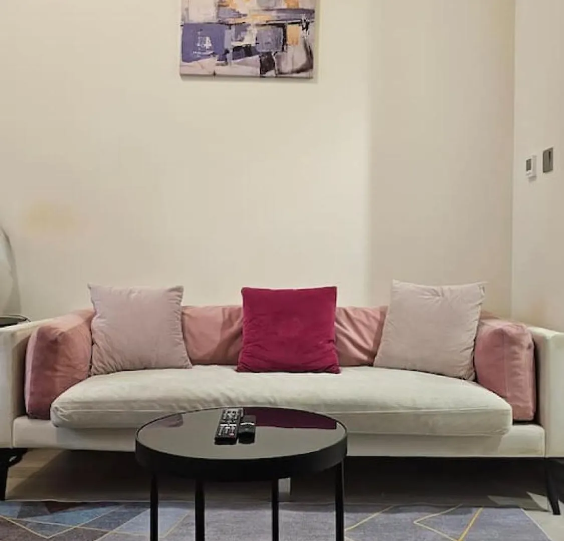 Egate - Studio - 1St Floor With Terrace - Dubai 31-109 0*,